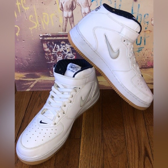 Nike Air Force 1 Mid Jewel QS 'NYC - Yankees' - Picture 1 of 5
